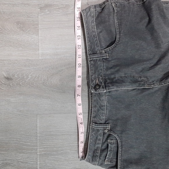 Coldwater Creek Grey Jeans - Picture 11 of 11